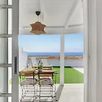 Recently Renovated, With Views, Barbecue And Outdoor Shower Apartmán