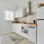 Recently Renovated, With Views, Barbecue And Outdoor Shower Apartmán