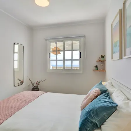 公寓 Recently Renovated, With Views, Barbecue And Outdoor Shower