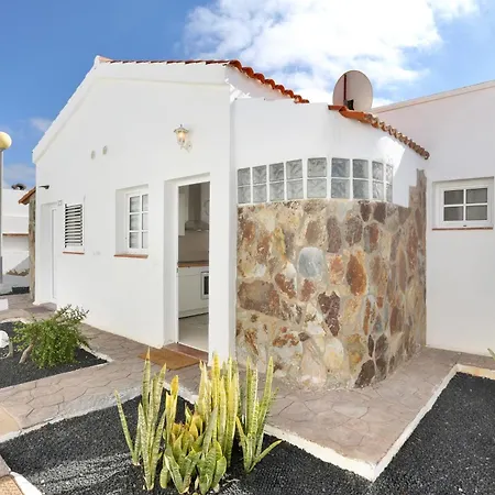 Recently Renovated, With Views, Barbecue And Outdoor Shower *