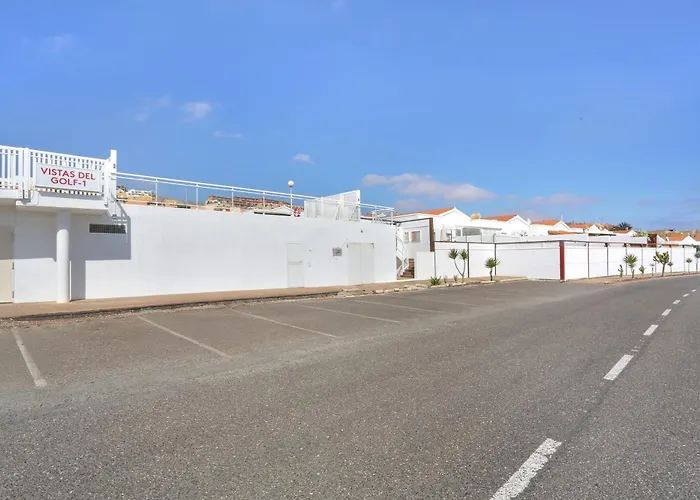 شقة Recently Renovated, With Views, Barbecue And Outdoor Shower كاليتا ذي فوستي