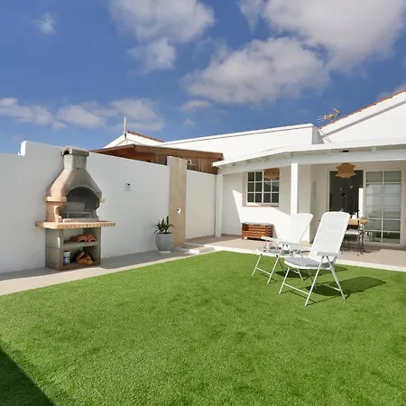 Recently Renovated, With Views, Barbecue And Outdoor Shower *